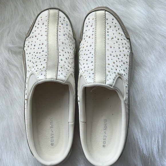 Easy Spirit Travelstone Jeweled Mules Gold NIB - Picture 3 of 12